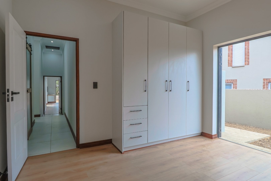 4 Bedroom Property for Sale in Landsmeer Residential Estate North West